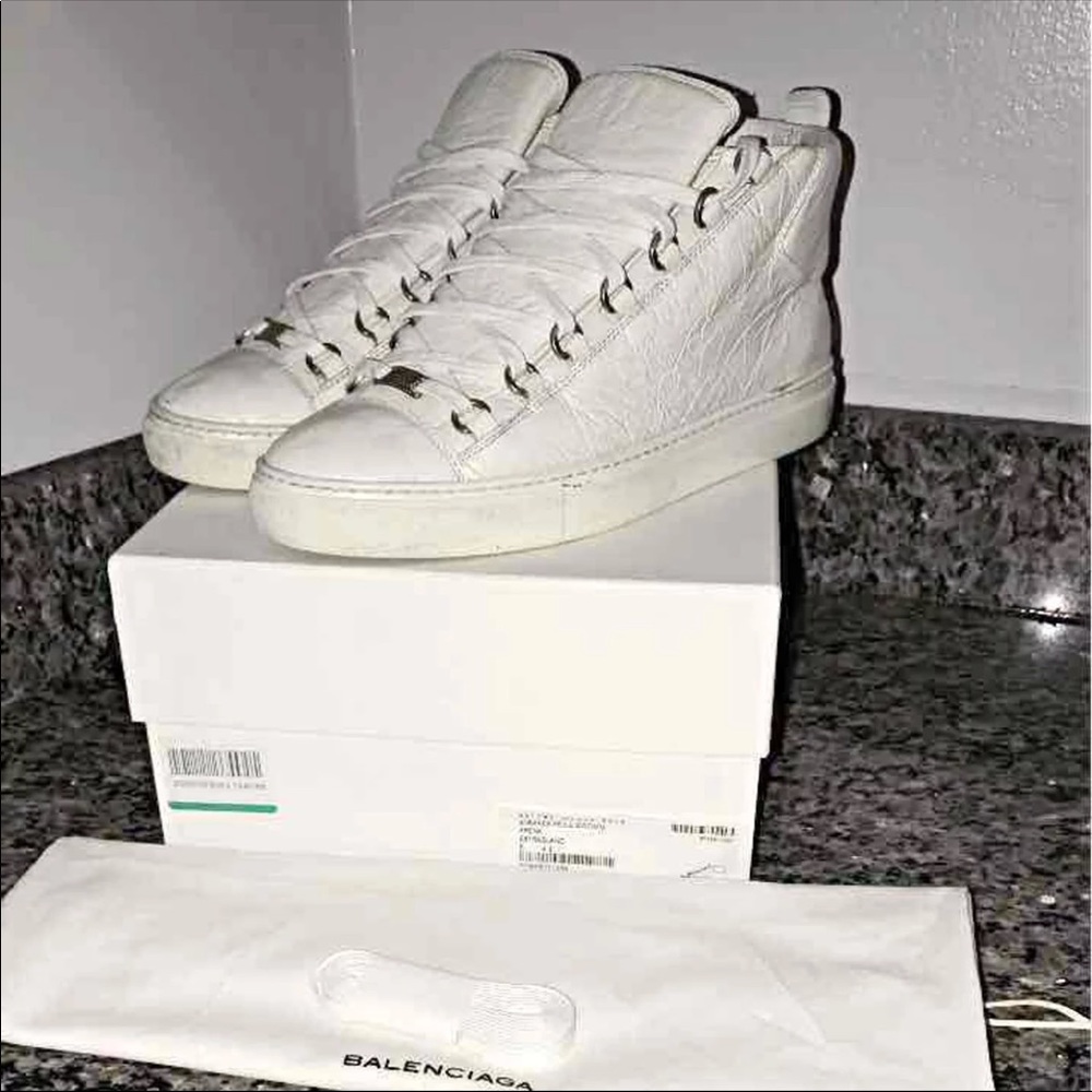 Balenciaga Arena Size 42 100% Authentic. White